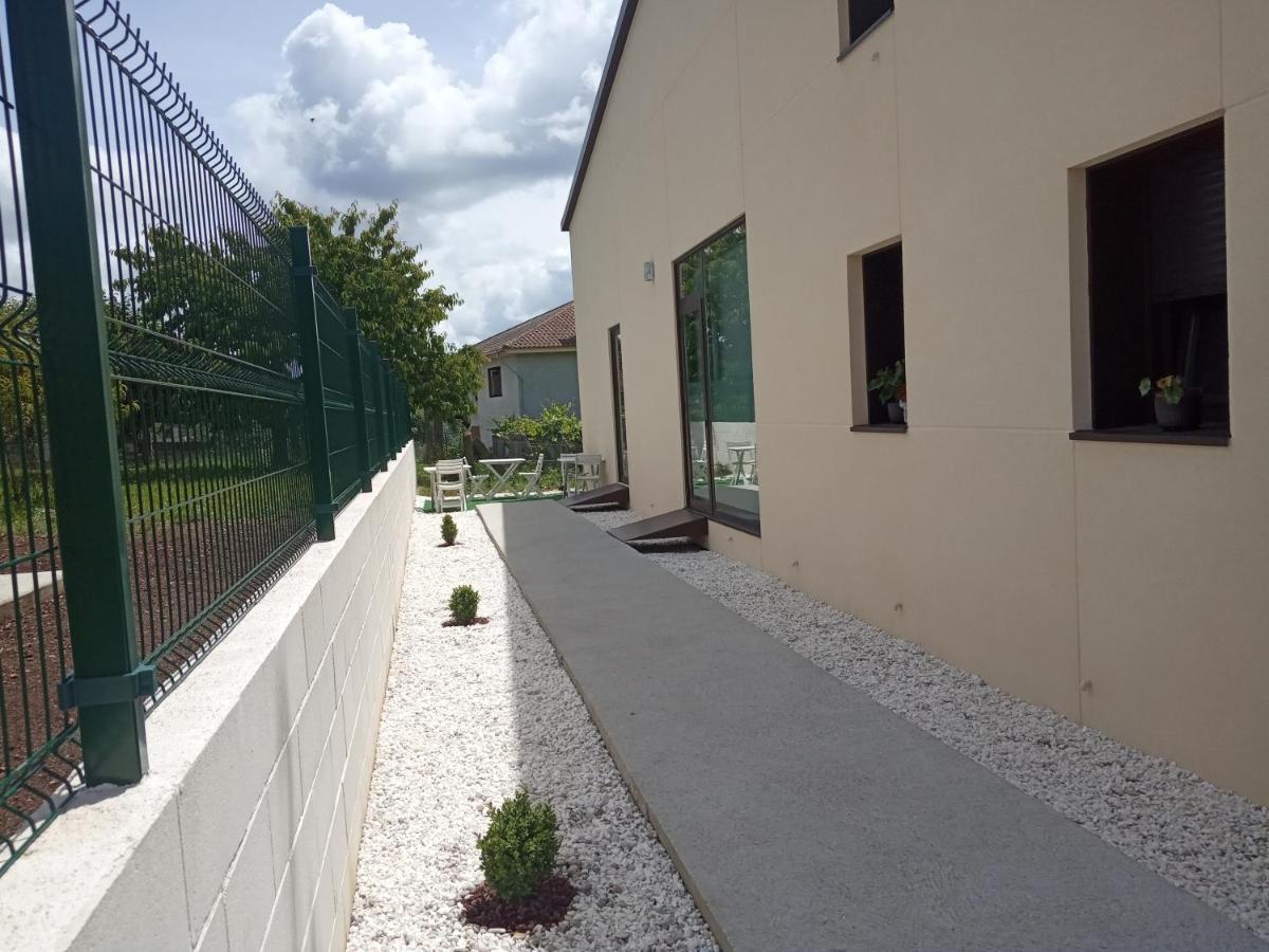 Guest House Clarevar Туй Экстерьер фото